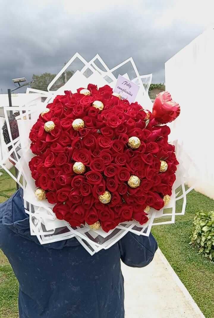 Ramo Buchón 100 Rosas